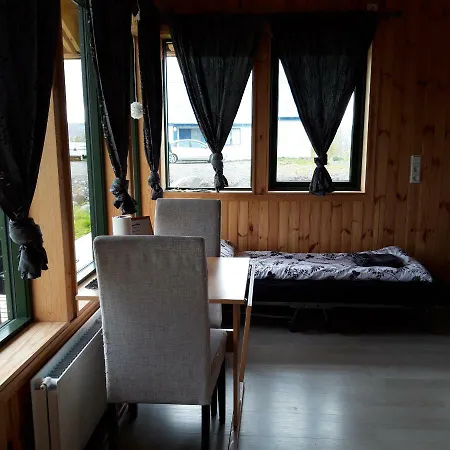 Miðhvammur Farm Stay Athaldalur Exterior foto